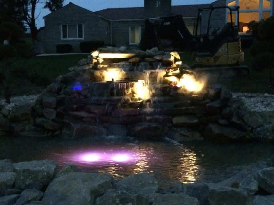 Boulder feature with ambient uplighting